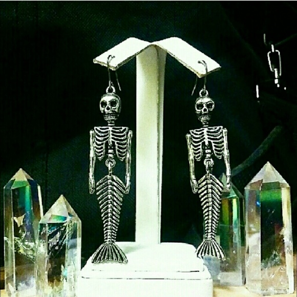 handmade Jewelry - 🔴 Mermaid Skeleton Witch ✨